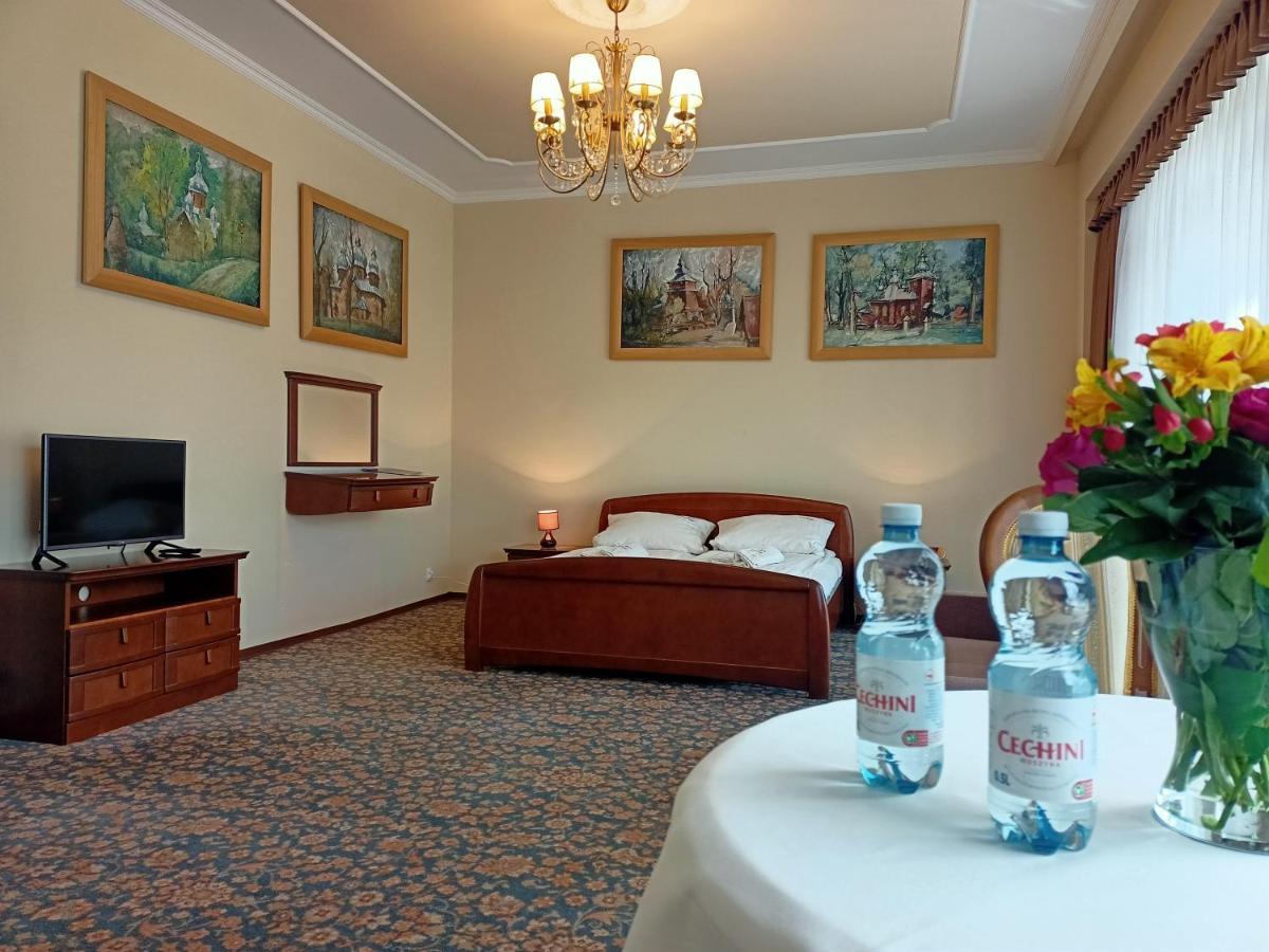 Hotel Victoria Cechini Krynica-Zdrój Exterior foto