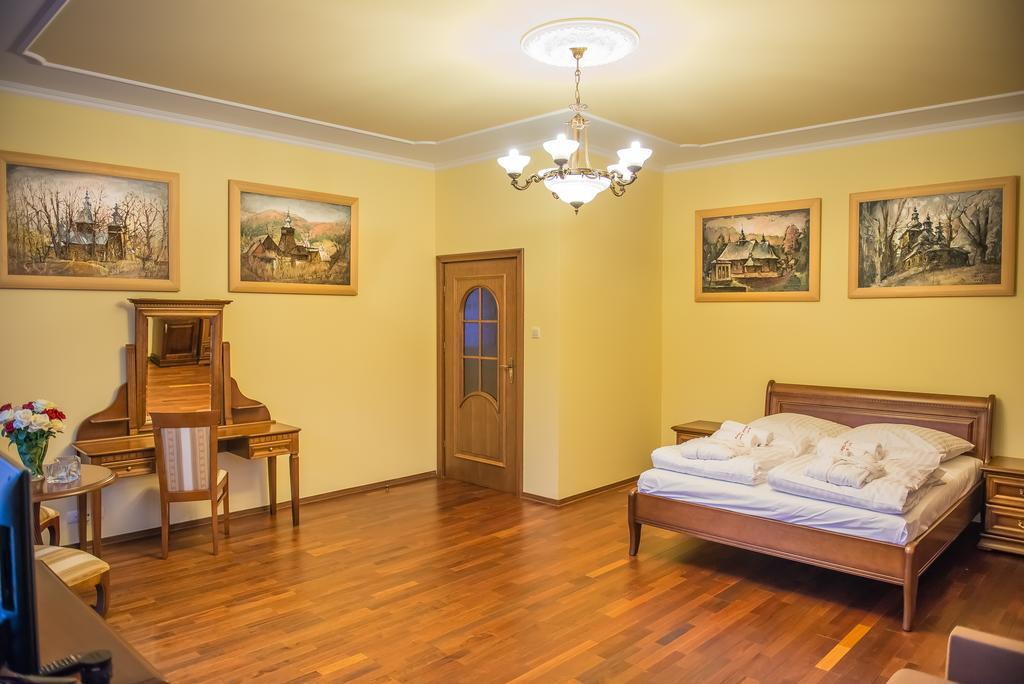 Hotel Victoria Cechini Krynica-Zdrój Zimmer foto