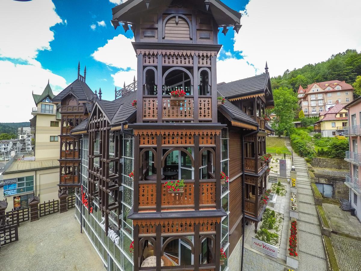 Hotel Victoria Cechini Krynica-Zdrój Exterior foto