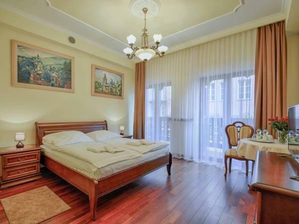 Hotel Victoria Cechini Krynica-Zdrój Exterior foto